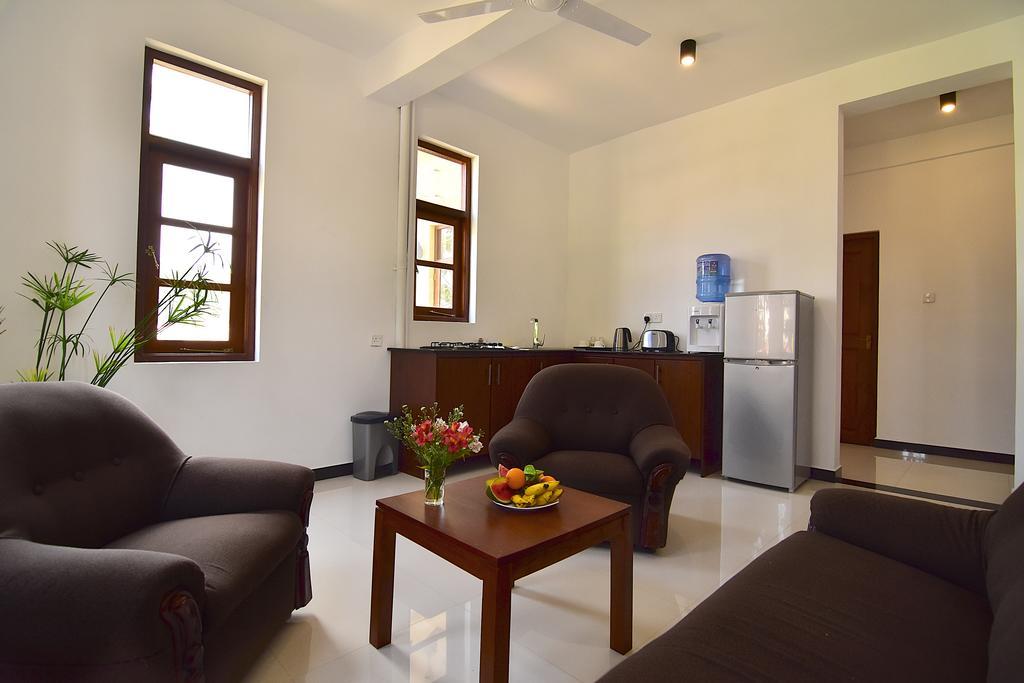Park Lane 88 Apartments Negombo Eksteriør bilde