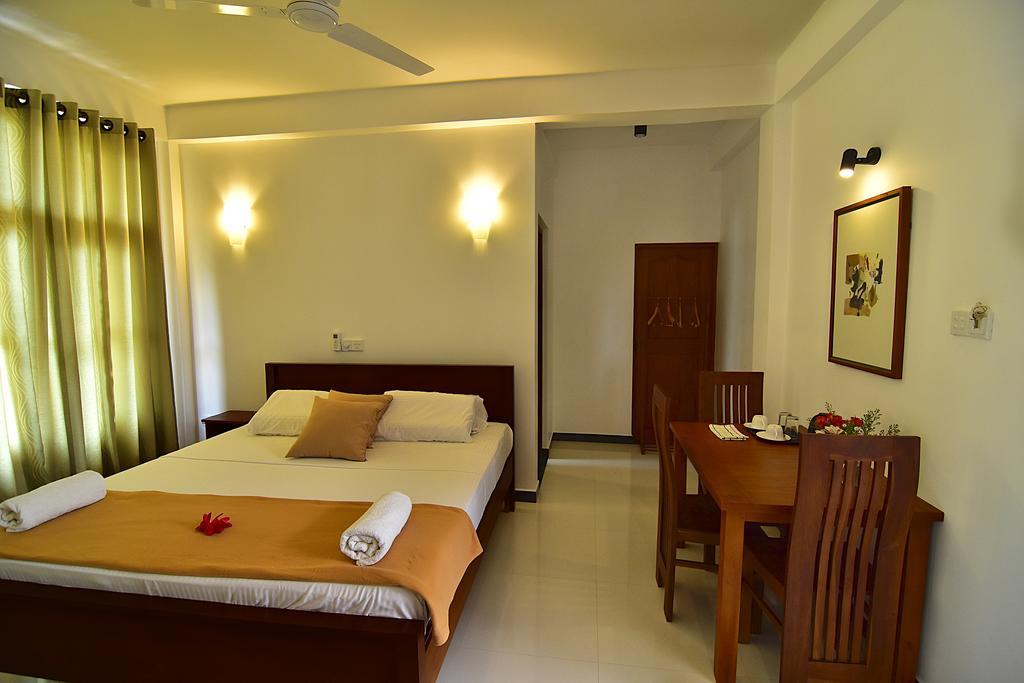 Park Lane 88 Apartments Negombo Eksteriør bilde